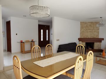 CASA EN VENTA  COLONIA  LA NORIA PUEBLA ( Residencia)