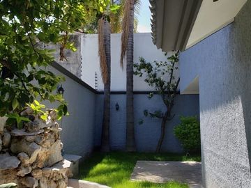 CASA EN VENTA  COLONIA  LA NORIA PUEBLA ( Residencia)