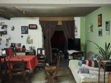 Chalet en Venta en Barrio Almafuerte de Glew con 3 dormitorios