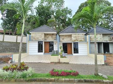 Rumah Mewah di Semarang Bebas Banjir Tempat Sejuk