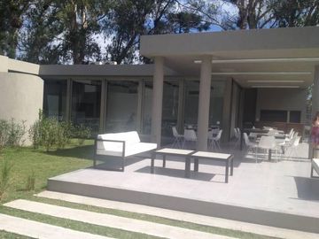 Venta departamento 3 ambientes - Newman Joven - Benavidez
