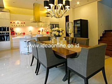 Dijual Rumah Siap Pakai Di Cilandak Tengah Town House