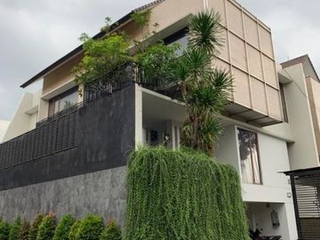 Dijual Rumah Siap Pakai Di Cilandak Tengah Town House