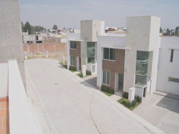 #casaenlacaracña3recamarasjardin#casa3recamarasyjardinsanpedrocholula
