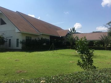 BEAUTIFUL RIVERSIDE LUXURY HOME AND TEAK PLANTATION WITH 140 METERS OF RIVERFRONT AND MOUNTAIN VIEWS!!!
