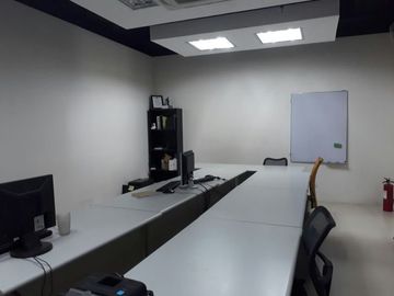 Office Space in Bonifacio Global City,Taguig For Rent CB0085