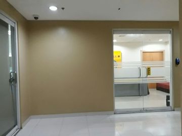 Office Space in Bonifacio Global City,Taguig For Rent CB0085