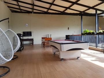 Rumah Kutisari indah barat , Siap Huni