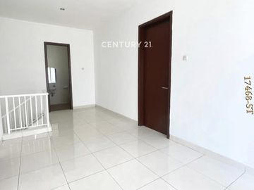 Dijual Rumah Posisi Hook Dalam Cluster Discovery Bintaro