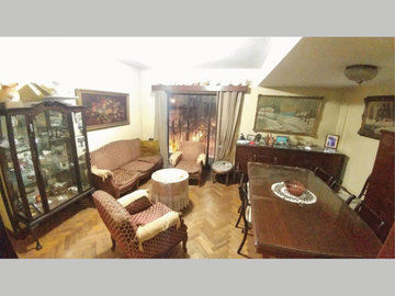 NUEVO PRECIO - Departamento en Venta en Flores 4 ambientes al frente 86 m2 + balcón - Yerbal 2700