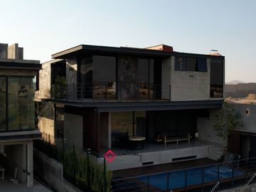 Casa Moderna con Alberca  Lujo  Valle Imperial Golf