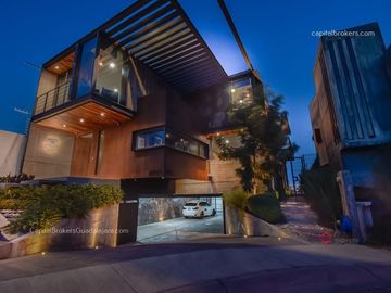 Casa Moderna con Alberca  Lujo  Valle Imperial Golf