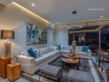 Casa Moderna con Alberca  Lujo  Valle Imperial Golf