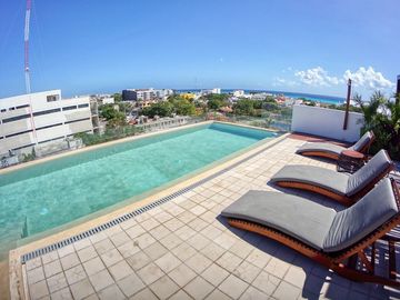 Departamento con vista al mar desde rooftop, Precio reducido