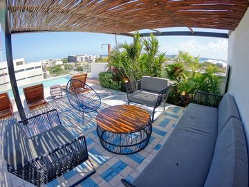Departamento con vista al mar desde rooftop, Precio reducido