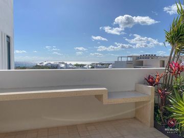 Departamento con vista al mar desde rooftop, Precio reducido
