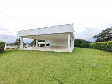 casa en venta en villa antigua. Cod V29575