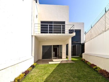 Casa en Condominio en Delicias, Cuernavaca, Morelos CAEN-1010-Fr*
