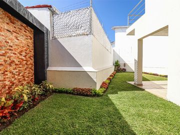 Casa en Condominio en Delicias, Cuernavaca, Morelos CAEN-1010-Fr*