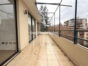 Departamento venta 4D3B Providencia amplias terrazas con est