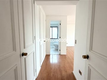 Departamento venta 4D3B Providencia amplias terrazas con est