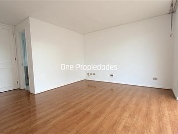 Departamento venta 4D3B Providencia amplias terrazas con est