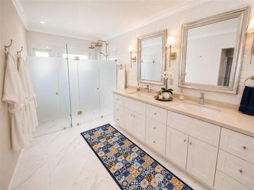 ESPECTACULAR PROPIEDAD EN VENTA, 4D 6B