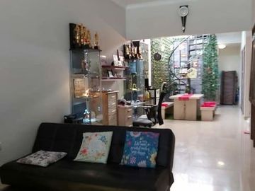 Rumah Bagus Asri Terawat Apik Siap Huni Taman Holis Indah 1 Bandung