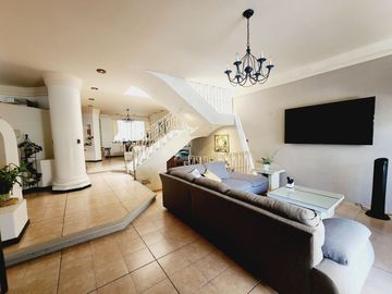 Casa en VENTA muy amplia Fracc TAMPIQUERA BOCA DEL RIO