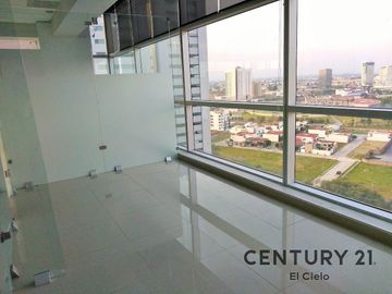 OFICINA EN VENTA DE 119m2 EN PISO 14 TORRE JV3, ZONA ANGELÓPOLIS!