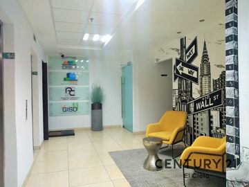OFICINA EN VENTA DE 119m2 EN PISO 14 TORRE JV3, ZONA ANGELÓPOLIS!