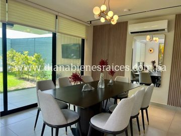 Se vende casa en Panamá Pacifico