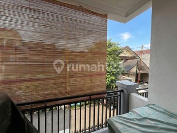 Tebet Timur - Akses 2 Mobil Siap Huni ( Semi Komplek )