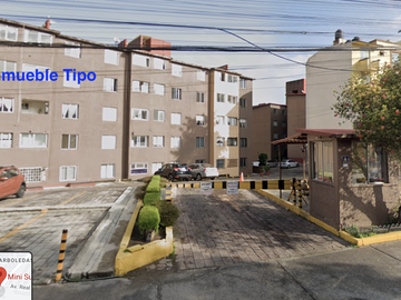 Departamento, con todos los servicios y bien comunicado. A un super precio!!!