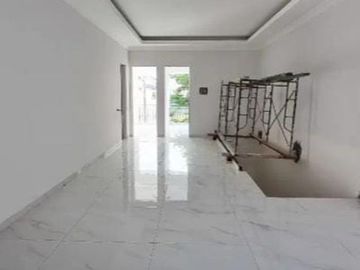 Rumah di Galaxy Bumi Permai Masih Baru Gress Siap Huni