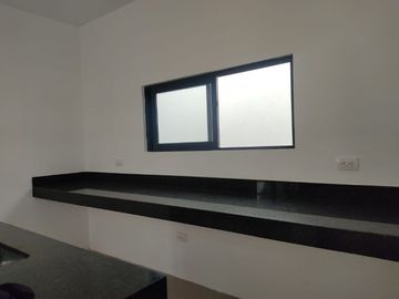 Casa de una planta con alberca en Privada Kanan en Conkal