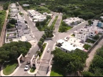 Casa de una planta con alberca en Privada Kanan en Conkal