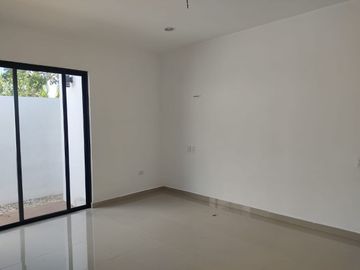Casa de una planta con alberca en Privada Kanan en Conkal