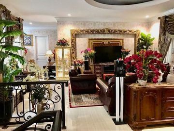 CEPAT !! RUMAH LUX HOOK di Villa Artha Gading ,NEGO