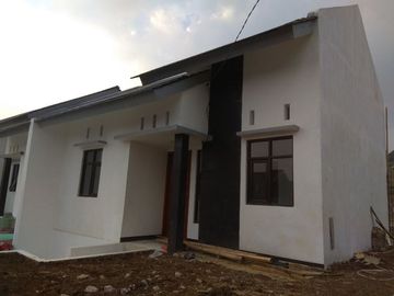 Rumah Dijual Cimahi Utara Dekat ke Tol Baros Free BPHTB, PPN dan NOTARIS