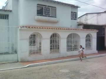 casa-local en venta en loa patios, piza real. Cod V1310