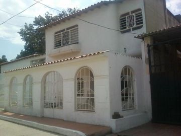 casa-local en venta en loa patios, piza real. Cod V1310