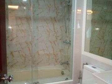 2BR Condo For Rent/Lease 2 Bedrooms in Hidalgo Place Rockwell Makati City