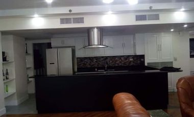 2BR Condo For Rent/Lease 2 Bedrooms in Hidalgo Place Rockwell Makati City