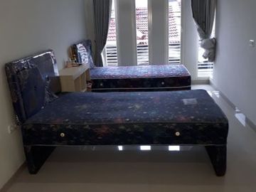 Rumah Furnished Dijual Rungkut KT