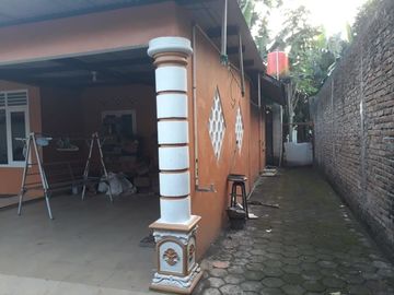 Rumah Bangunan Kokoh Area Jalan Bantul