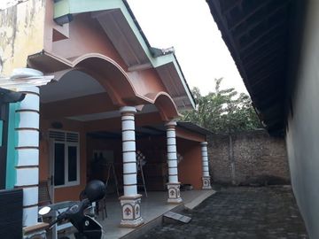 Rumah Bangunan Kokoh Area Jalan Bantul