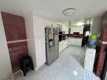 VENTA DE CASA EN FUENTES DE SATELITE.