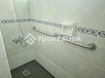 Casa en venta de 4 dorm. en La Serena