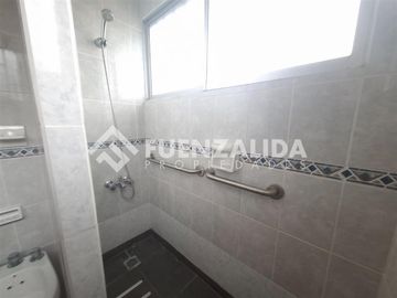 Casa en venta de 4 dorm. en La Serena
